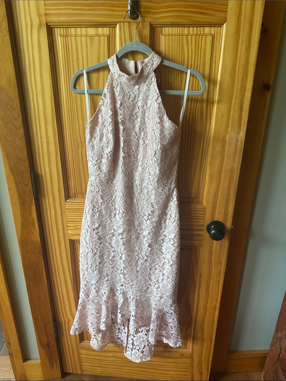 Lace Halter Midi Dress in Blush Pink Size 8